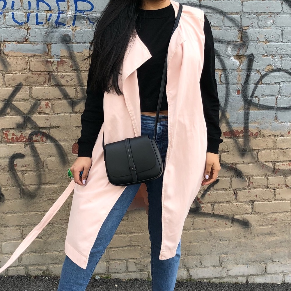 ⭐️ GAP Trench Vest - Light Pink